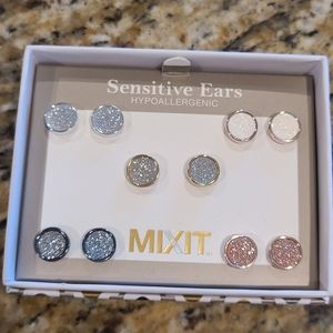 Hypoallergenic Earring Set